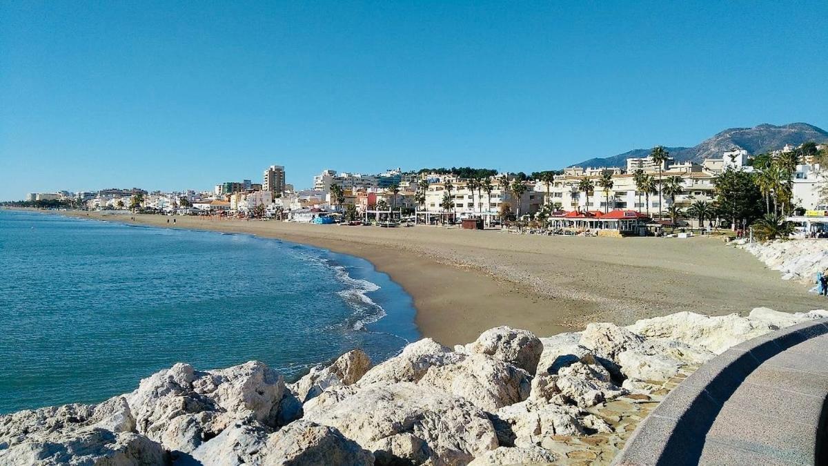 Luxury Carihuela Beach ตอร์เรโมลิโนส ภายนอก รูปภาพ